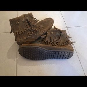 Short Minnetonkas in olive green